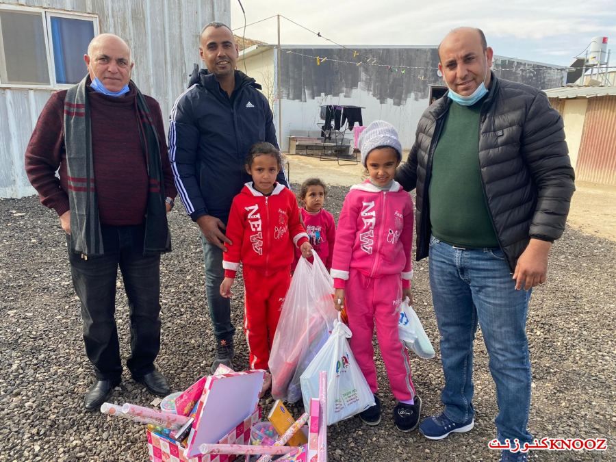 عرعرة النقب : مدرسة السلام تتبرع باللوازم المدرسية لطالبتين